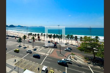 Sala - vista para a praia de apartamento à venda com 3 quartos, 167m² em Copacabana, Rio de Janeiro