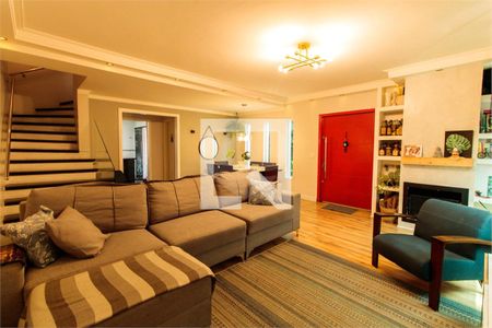 Casa à venda com 3 quartos, 270m² em Bosque da Saúde, São Paulo