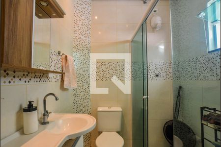 Banheiro da Suíte 1 de casa para alugar com 2 quartos, 70m² em Vila Suíça, Santo André