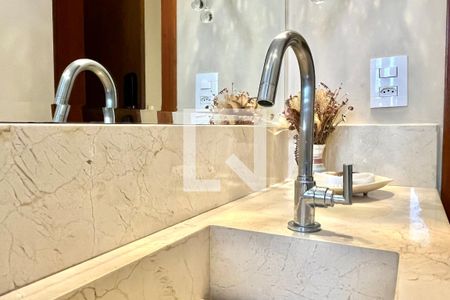 Lavabo de apartamento à venda com 3 quartos, 225m² em Vila Clementino, São Paulo