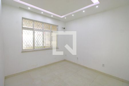 Casa para alugar com 2 quartos, 100m² em Bento Ribeiro, Rio de Janeiro