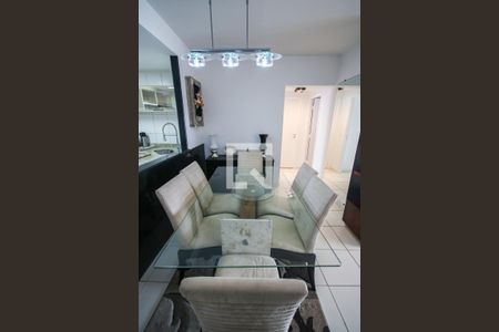 Sala de apartamento para alugar com 2 quartos, 70m² em Nova Mirim, Praia Grande