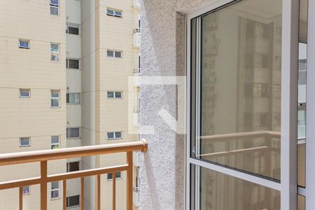Varanda da Sala/Cozinha de apartamento para alugar com 2 quartos, 42m² em Perdizes, São Paulo
