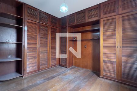 Suíte de casa para alugar com 3 quartos, 280m² em Vila Tibagi, Guarulhos