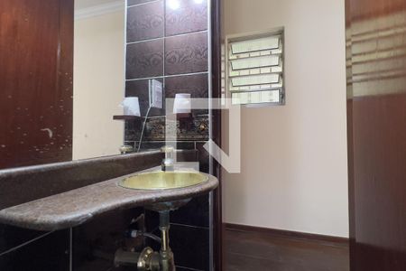 Lavabo 1 de casa para alugar com 3 quartos, 280m² em Vila Tibagi, Guarulhos
