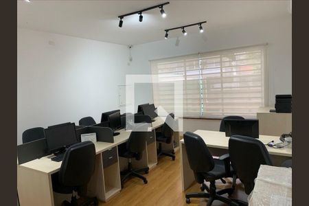 Casa à venda com 3 quartos, 253m² em Chácara Santo Antônio (Zona Sul), São Paulo
