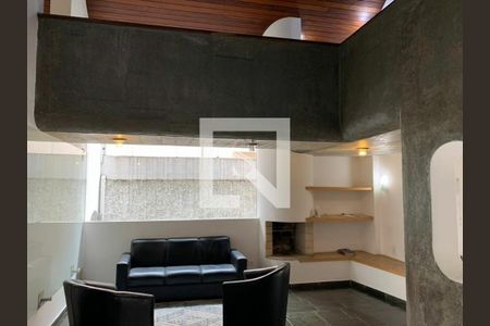 Casa à venda com 3 quartos, 290m² em Vila Sonia, São Paulo
