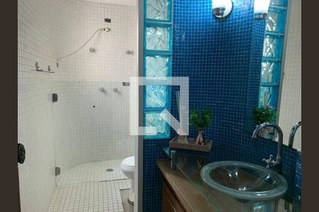 Casa à venda com 3 quartos, 290m² em Vila Sonia, São Paulo