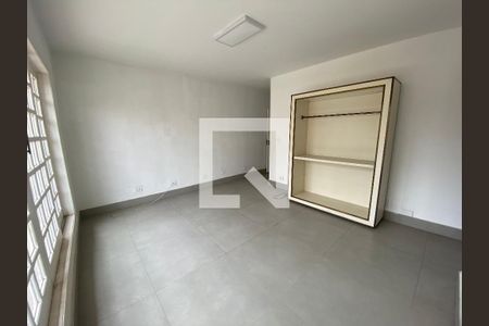 Quarto  de casa à venda com 3 quartos, 220m² em Brooklin, São Paulo
