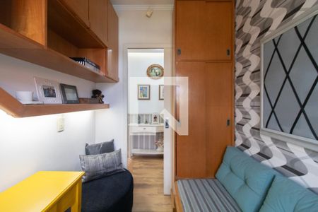 Escritório de casa para alugar com 4 quartos, 287m² em Chapéu do Sol, Porto Alegre