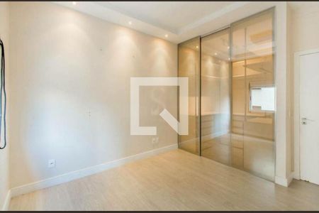 Apartamento à venda com 2 quartos, 130m² em Itaim Bibi, São Paulo