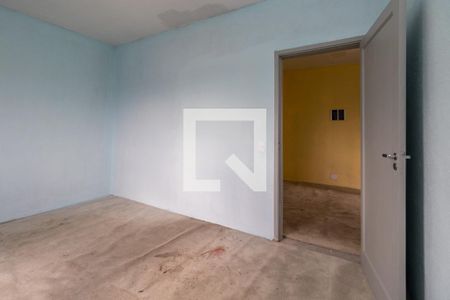 Quarto 1 de casa para alugar com 2 quartos, 49m² em Parque dos Bancarios, São Paulo