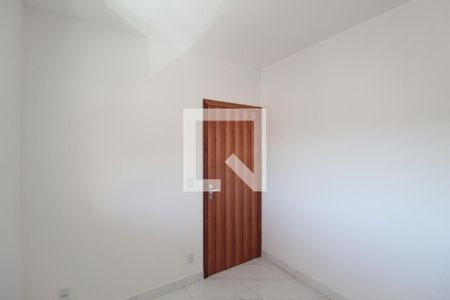 Sala de casa para alugar com 2 quartos, 60m² em Santa Martinha, Ribeirão das Neves