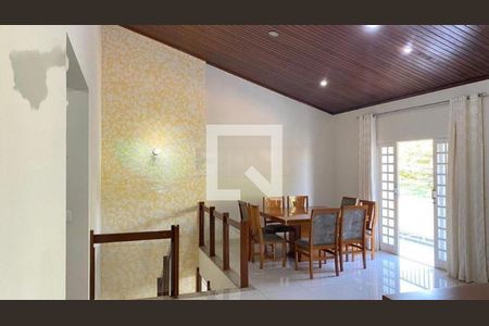 Casa à venda com 3 quartos, 230m² em Loteamento Parque São Martinho, Campinas