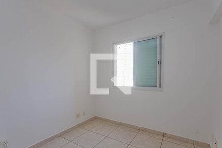 Quarto 2 de apartamento para alugar com 2 quartos, 60m² em Vila Gumercindo, São Paulo