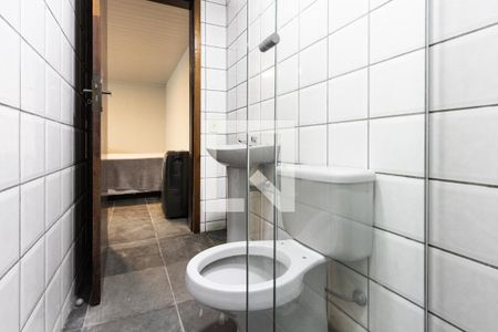 Banheiro de apartamento para alugar com 1 quarto, 25m² em Água Branca, São Paulo