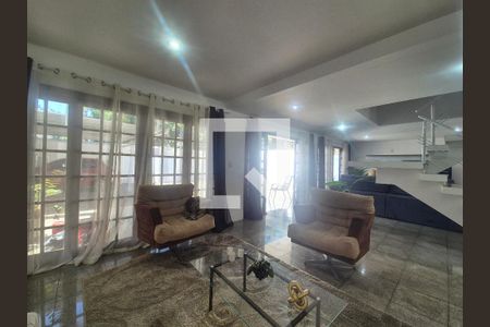 Sala de casa à venda com 4 quartos, 600m² em Recreio dos Bandeirantes, Rio de Janeiro