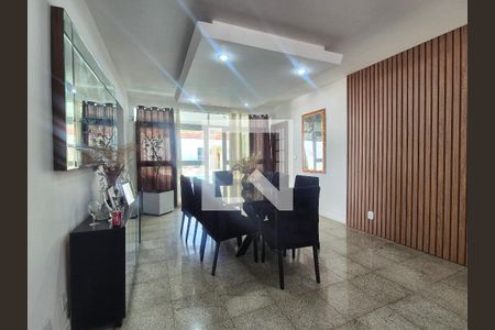 Sala de casa à venda com 4 quartos, 600m² em Recreio dos Bandeirantes, Rio de Janeiro