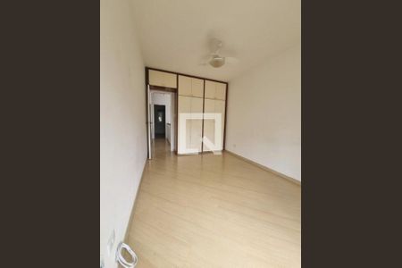 Casa de Condomínio à venda com 3 quartos, 134m² em Jardim Ampliacao, São Paulo