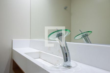 Lavabo de apartamento para alugar com 3 quartos, 125m² em Jardim Vazani, São Paulo