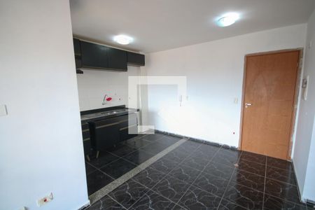 Sala de apartamento para alugar com 2 quartos, 58m² em Guilhermina, Praia Grande