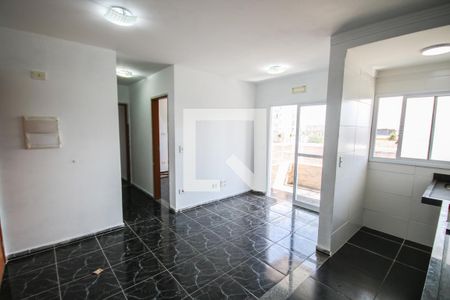 Sala de apartamento para alugar com 2 quartos, 58m² em Guilhermina, Praia Grande