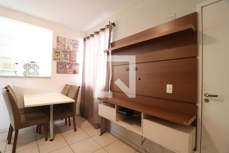 Sala de apartamento para alugar com 2 quartos, 46m² em Gávea, Uberlândia