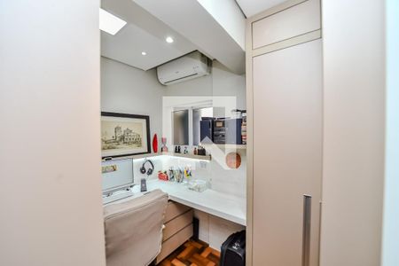 Escritório de apartamento à venda com 3 quartos, 140m² em São João, Porto Alegre