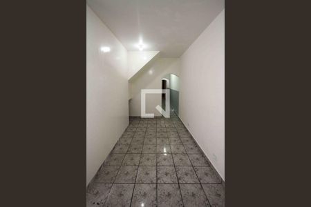 Sala de casa para alugar com 1 quarto, 100m² em Vila Antonieta, São Paulo