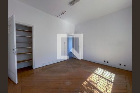 Casa à venda com 4 quartos, 420m² em Pacaembu, São Paulo