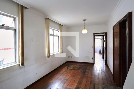 Sala de apartamento para alugar com 3 quartos, 130m² em Sagrada Família, Belo Horizonte