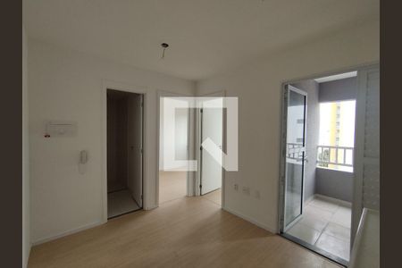 Sala/Cozinha de apartamento para alugar com 2 quartos, 30m² em Vila Santo Estefano, São Paulo