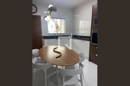 Foto 01 de casa à venda com 3 quartos, 140m² em Vila Pires, Santo André