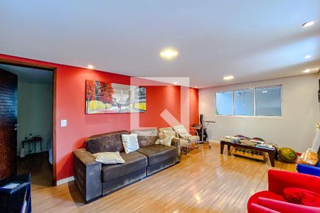 Sala de casa para alugar com 4 quartos, 494m² em Água Rasa, São Paulo