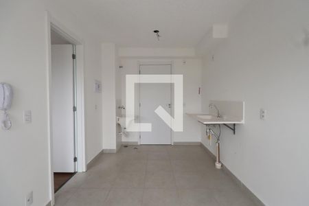 Sala/Cozinha de apartamento para alugar com 1 quarto, 27m² em Penha de França, São Paulo