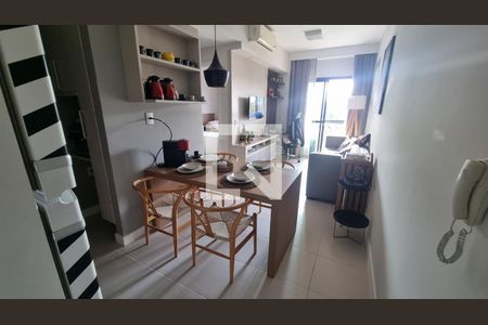 Sala de apartamento à venda com 1 quarto, 35m² em Jacarepaguá, Rio de Janeiro