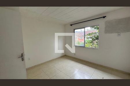 Quarto 1 de casa de condomínio para alugar com 3 quartos, 120m² em Vargem Pequena, Rio de Janeiro