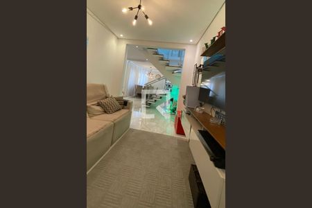 Casa à venda com 3 quartos, 340m² em Vila Bertioga, São Paulo