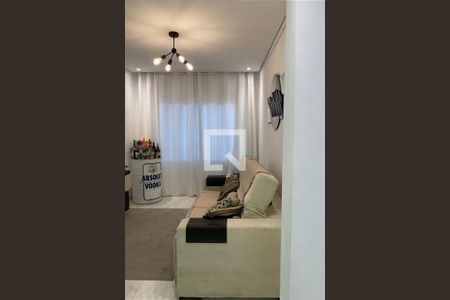 Casa à venda com 3 quartos, 340m² em Vila Bertioga, São Paulo