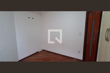 Quarto de apartamento à venda com 2 quartos, 168m² em Santa Maria, São Caetano do Sul