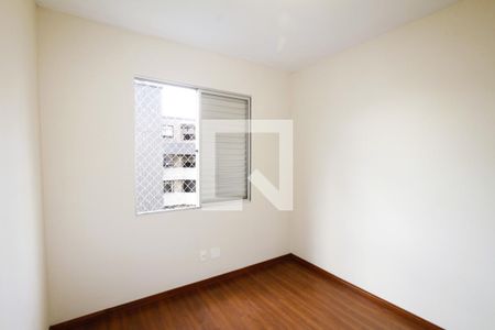 Quarto 1 de apartamento para alugar com 3 quartos, 120m² em Buritis, Belo Horizonte