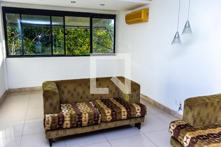 Sala 2 de casa para alugar com 2 quartos, 200m² em Parque Bela Vista, Salvador