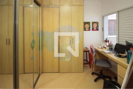 Casa à venda com 3 quartos, 270m² em Cambuci, São Paulo