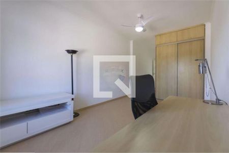 Casa à venda com 3 quartos, 270m² em Cambuci, São Paulo