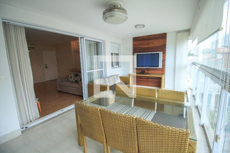 Apartamento à venda com 3 quartos, 141m² em Vila Regente Feijó, São Paulo