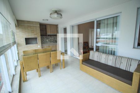 Apartamento à venda com 3 quartos, 141m² em Vila Regente Feijó, São Paulo