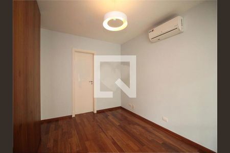 Casa à venda com 3 quartos, 382m² em Brooklin, São Paulo