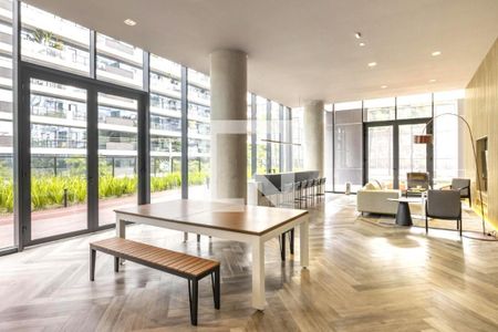 Apartamento à venda com 2 quartos, 90m² em Vila Olímpia, São Paulo