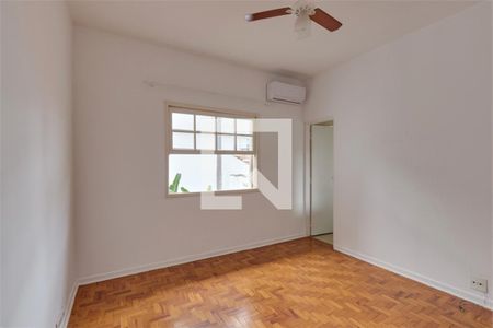 Casa à venda com 3 quartos, 170m² em Vila Cordeiro, São Paulo