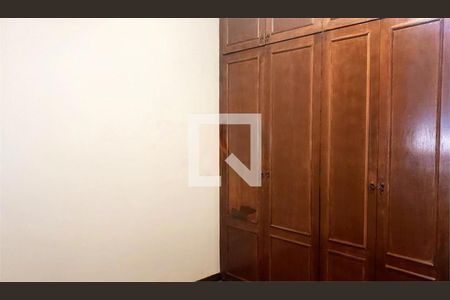 Casa à venda com 3 quartos, 180m² em Vila Cordeiro, São Paulo